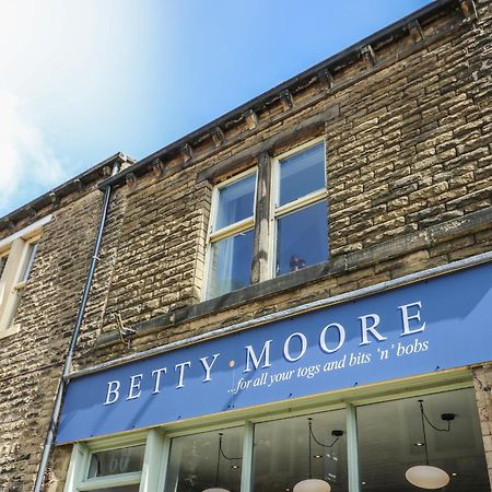 Main Street View Lejlighed Keighley Eksteriør billede